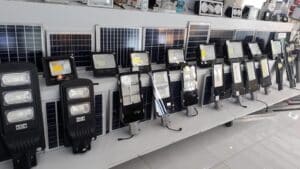 den-nang-luong-mat-troi-jindian-tai-ben-tre