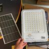 Đèn pha năng lượng mặt trời siêu sáng 300W